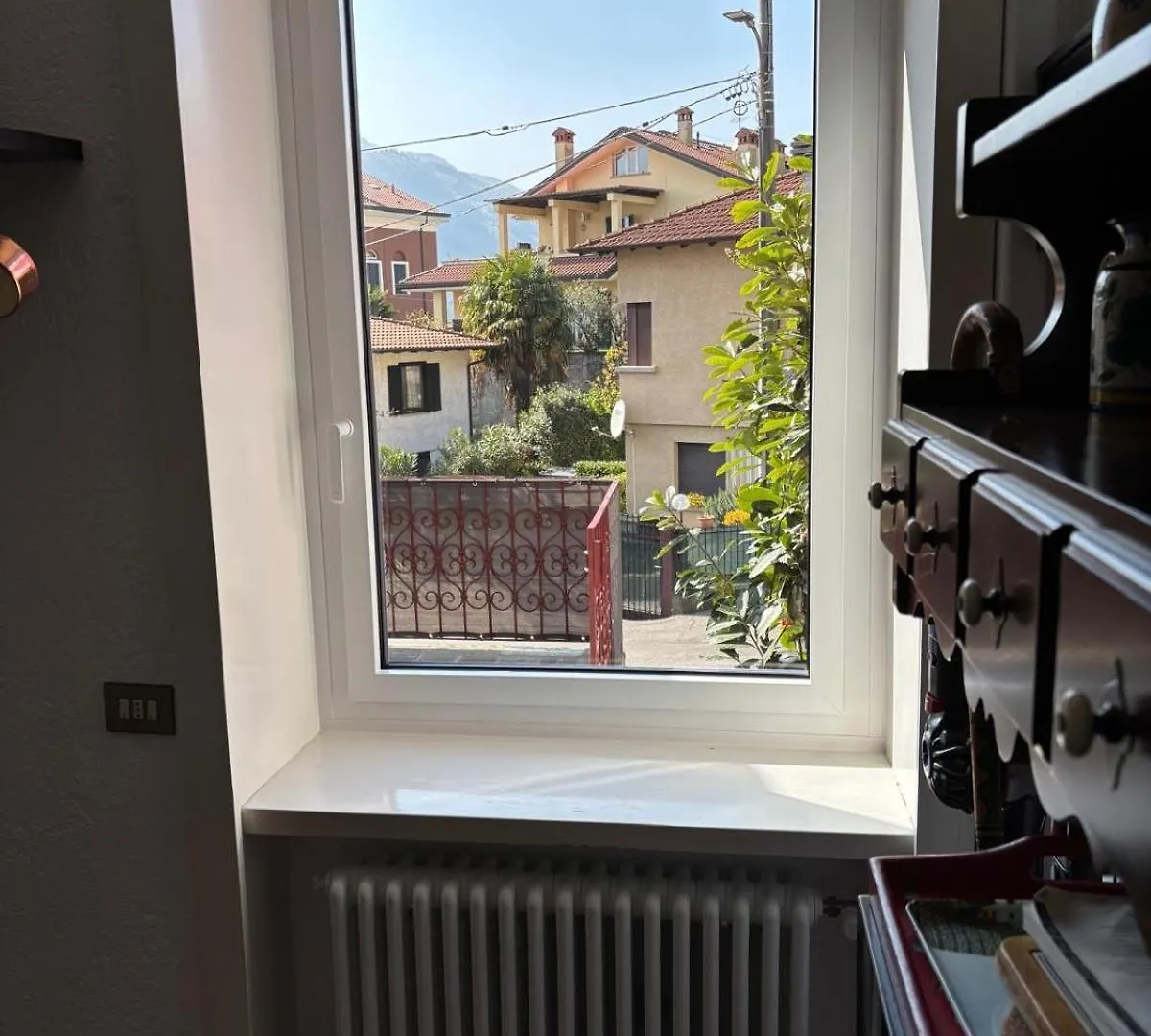 Ester Lakehouse, Graziosa Casa Indipendente Lierna
