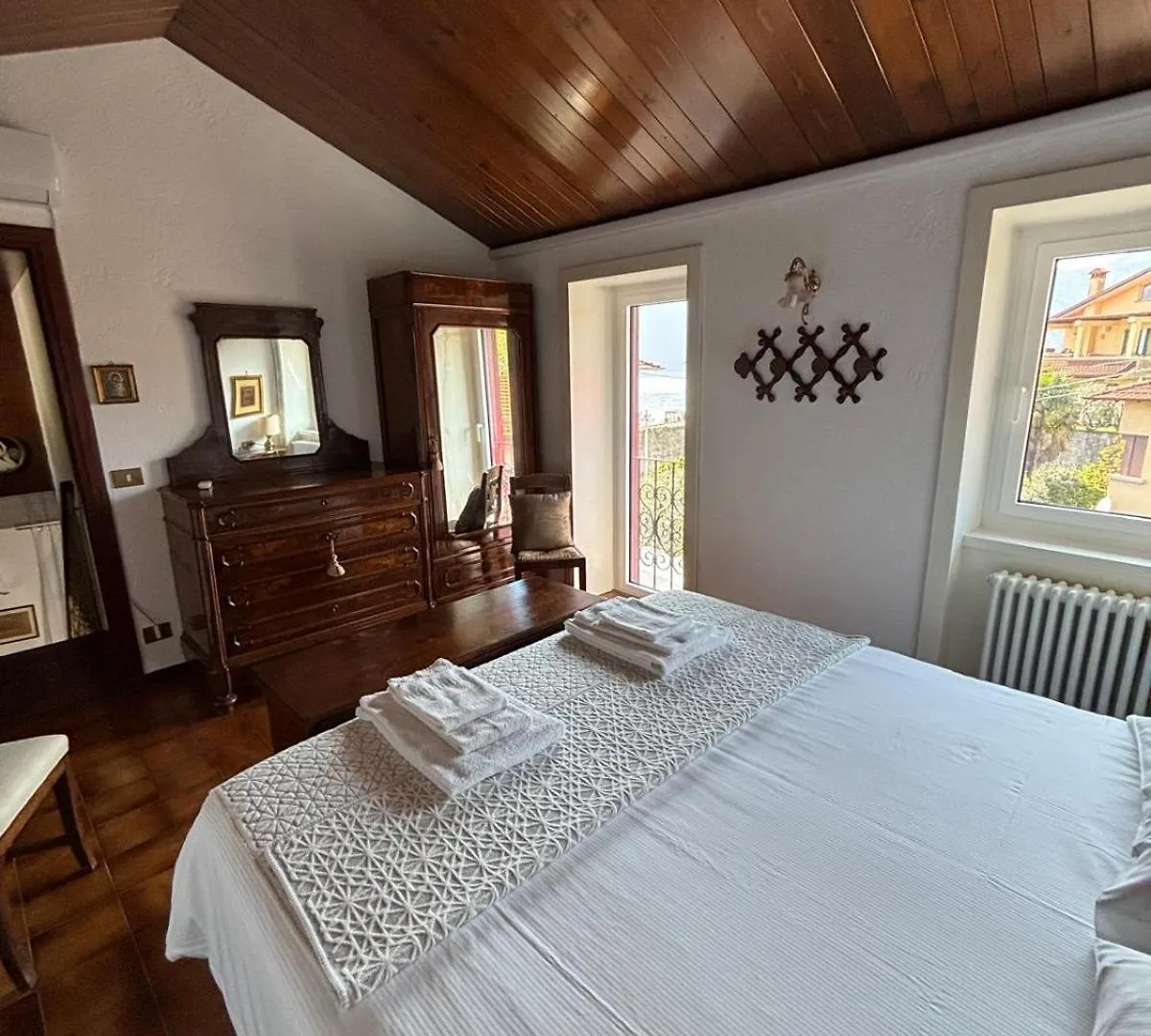 Ester Lakehouse, Graziosa Casa Indipendente Lierna